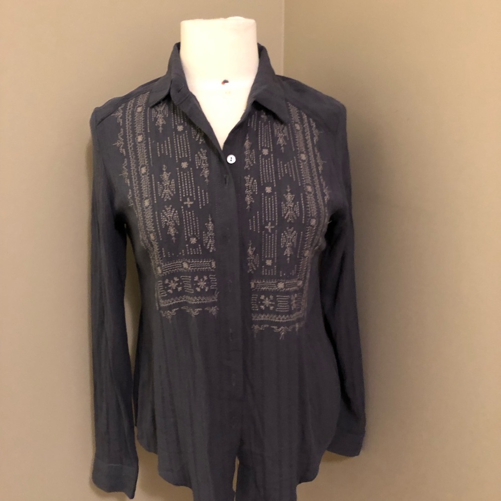 MKnox Rose Long Sleeve Blouse with Embroidery Grey Size Medium